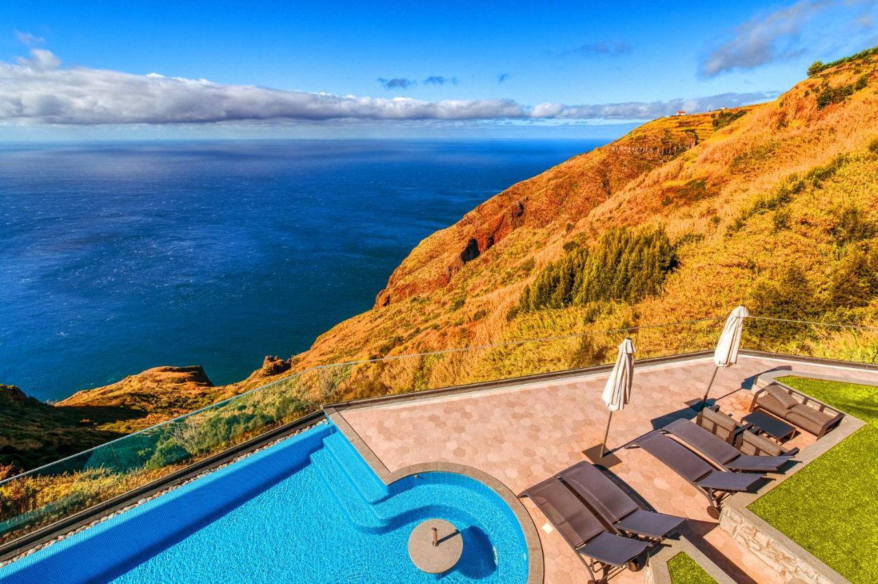 The Cliffhouse By Lovelystay Fajã da Ovelha Exterior photo