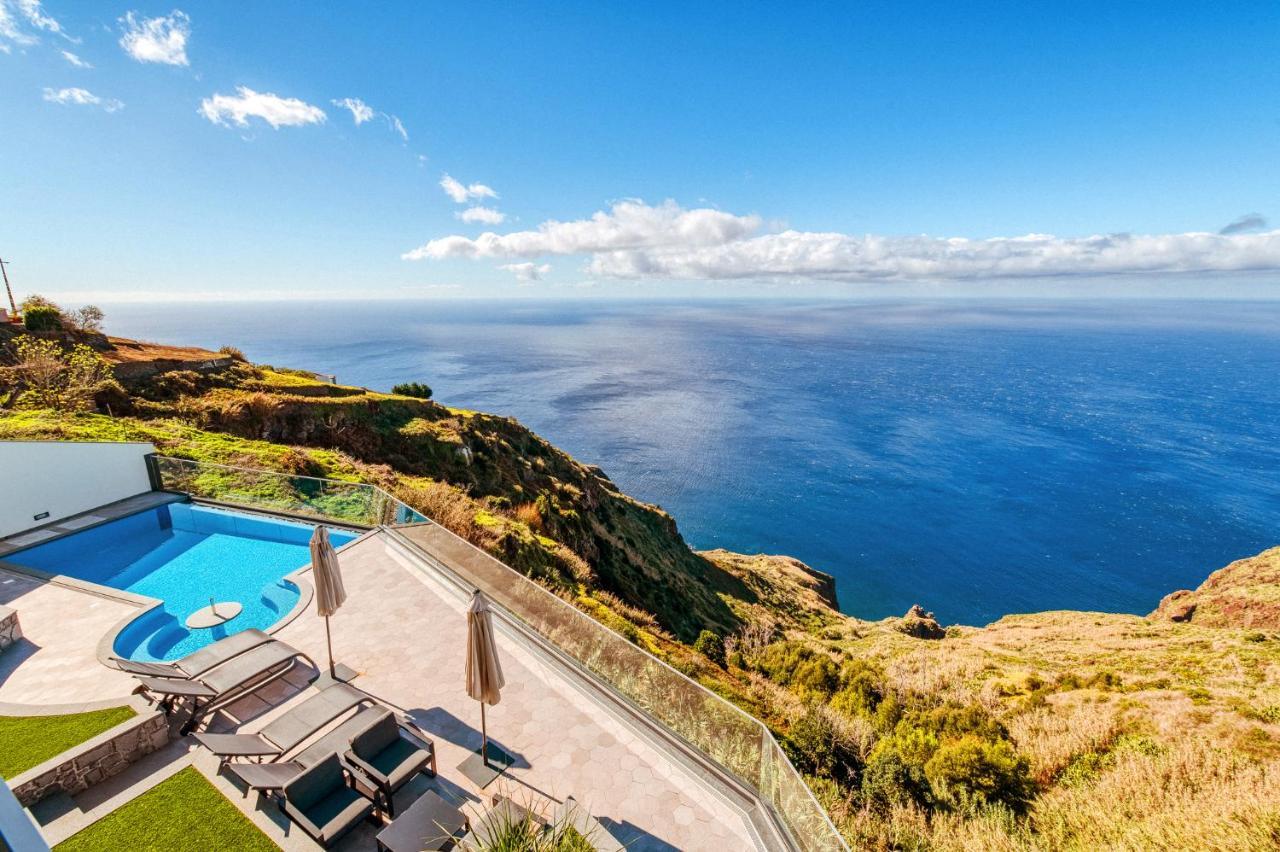 The Cliffhouse By Lovelystay Fajã da Ovelha Exterior photo